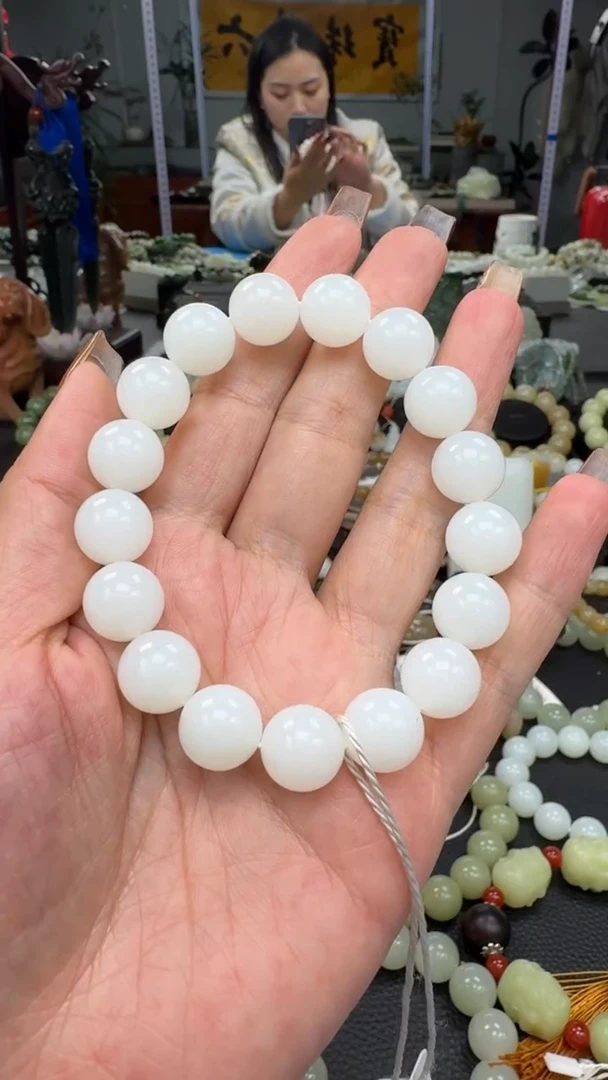 未镶嵌手串和田玉新疆黑山白玉卡12+