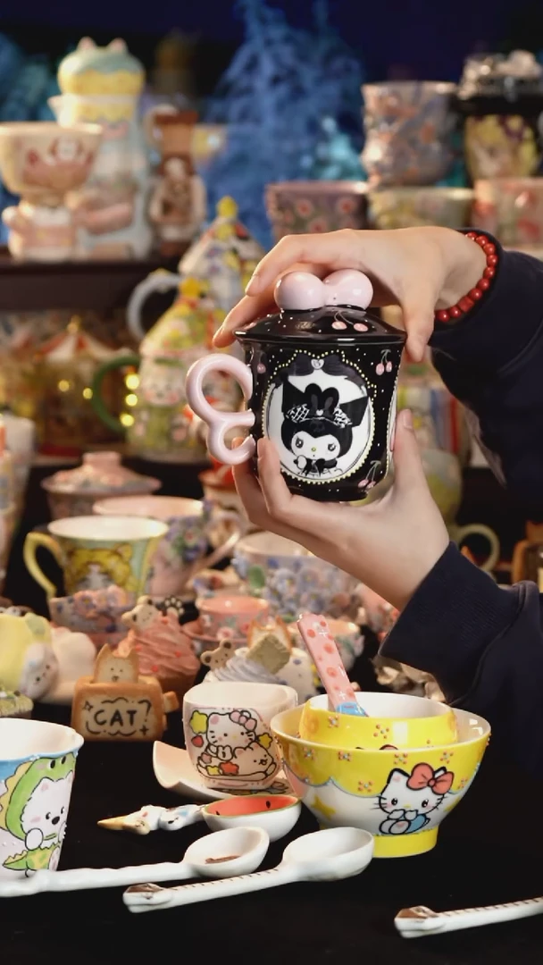 摆件陶景德镇釉下彩手绘设计师款陶瓷