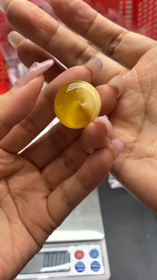 琥珀未镶嵌珠宝奇石海*453