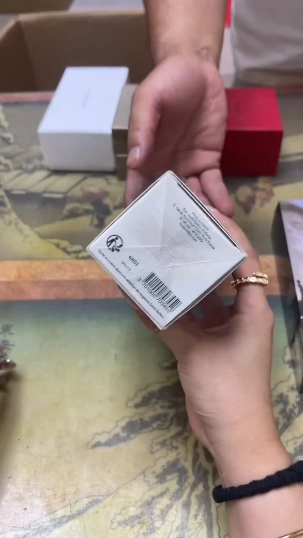 老二精选工艺品松*A8309