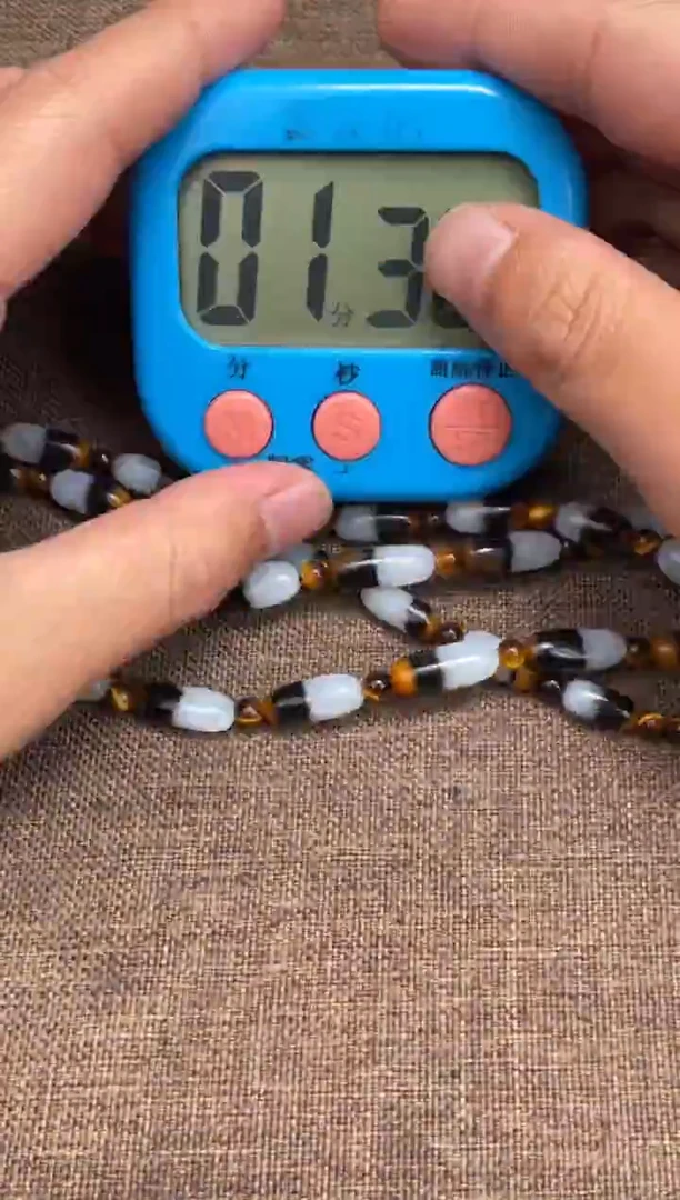 颈饰未镶嵌和田玉笑**湖3213