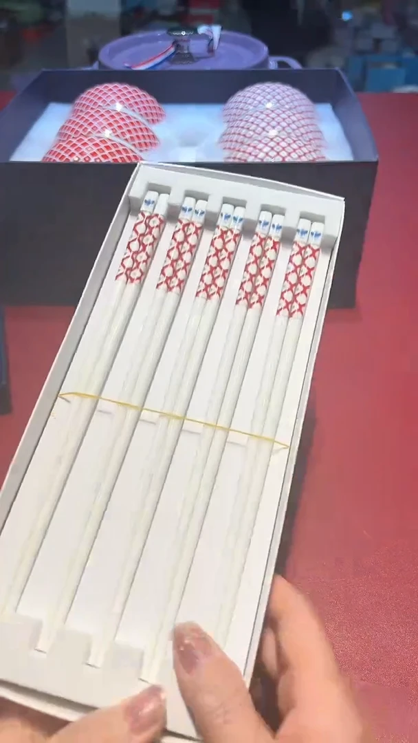 【闪购商品】瓷片锅碗瓢彭一件不剩