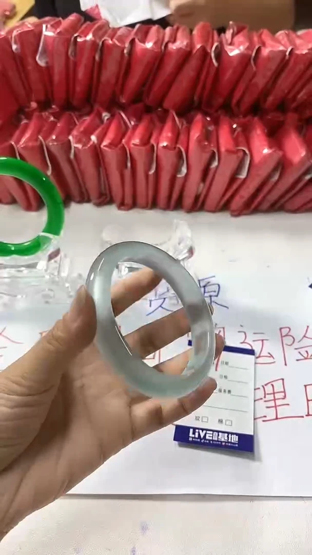 流行美曼德勒真实好看直播间V287