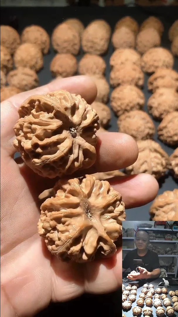 吊坠文玩核桃觉*oi