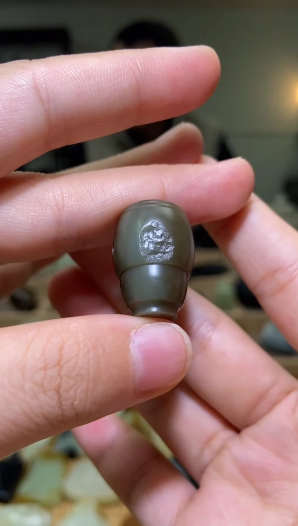 未镶嵌和田玉挂件新疆和田玉且末料三通配饰