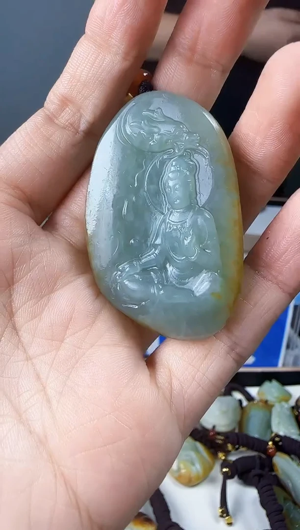 和田玉未镶嵌颈饰1
