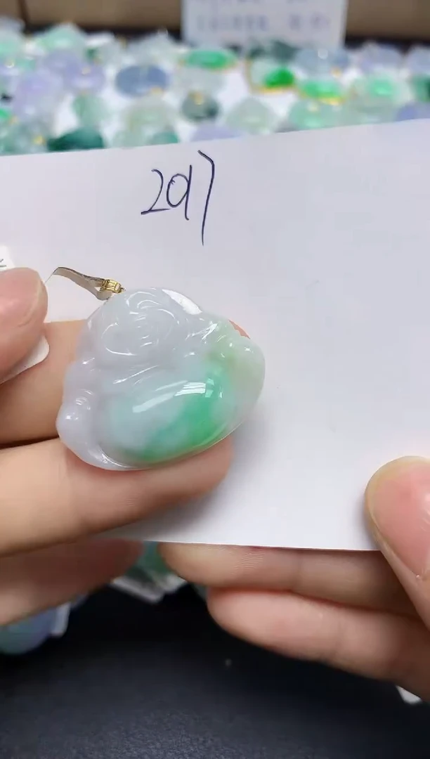 翡翠18K金镶嵌颈饰天然缅甸翡翠A货