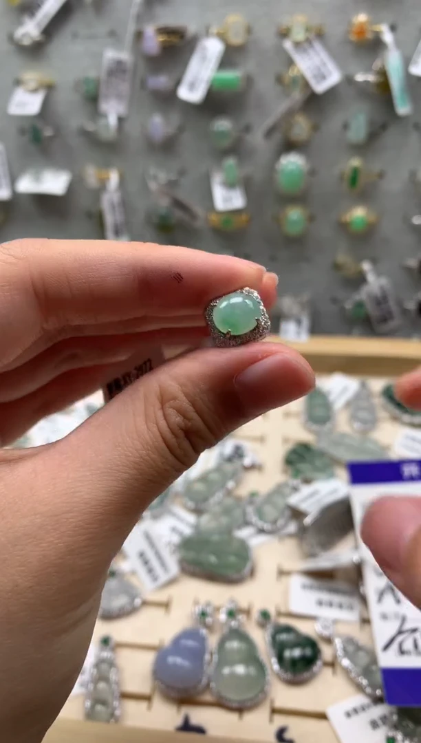 银S925镶嵌戒指翡翠吊坠17