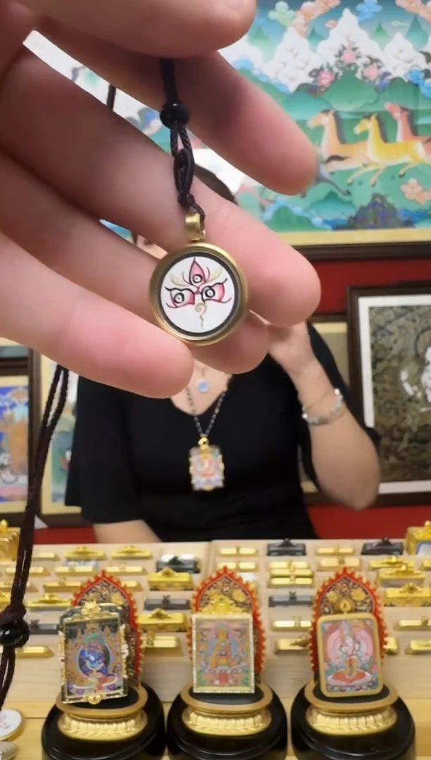 吊坠白财神-热贡纯手绘周毛