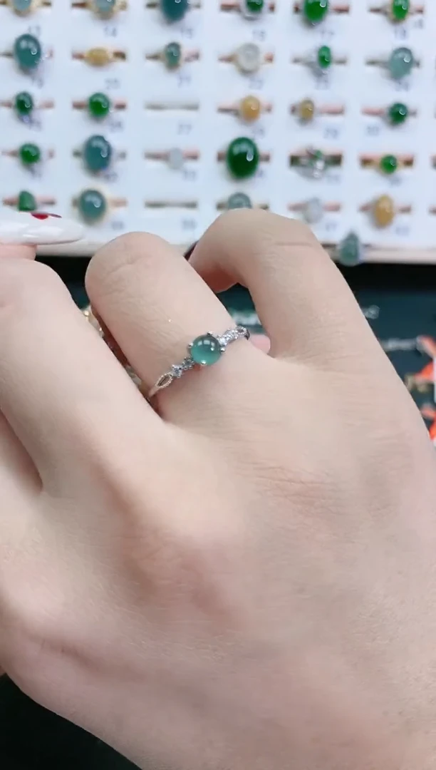 翡翠戒指银S925镶嵌天然翡翠