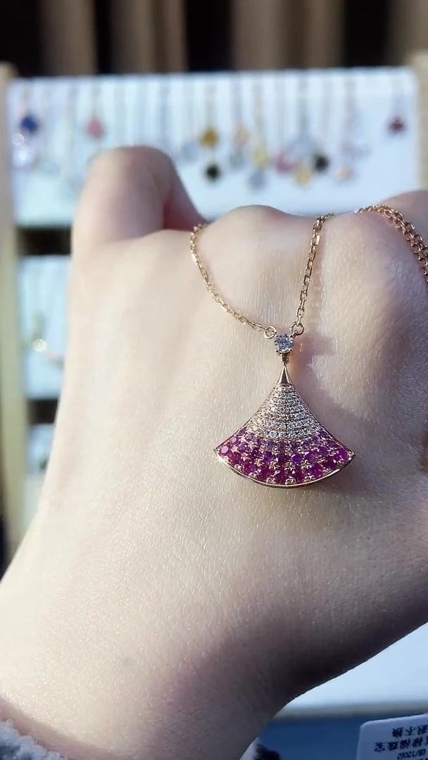 【闪购商品】钻石套链18K金镶嵌钻石K玫粉裙