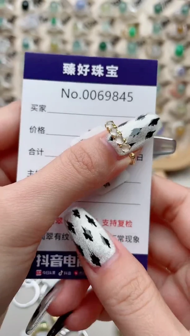 【闪购商品】翡翠戒指银S925镶嵌.........