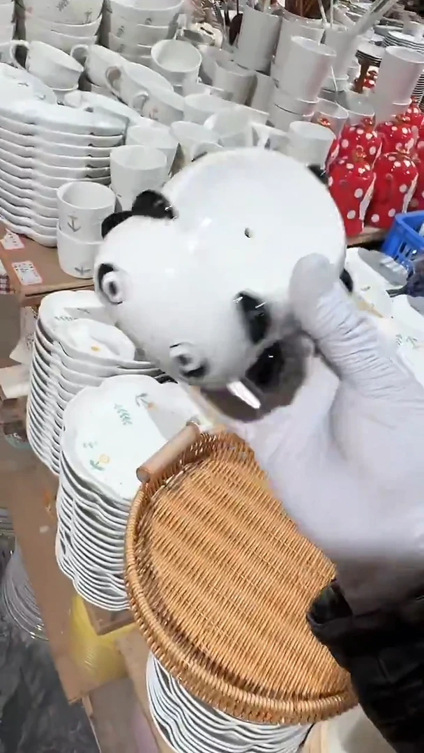 陶瓷熊猫微瑕 凑满20元包邮