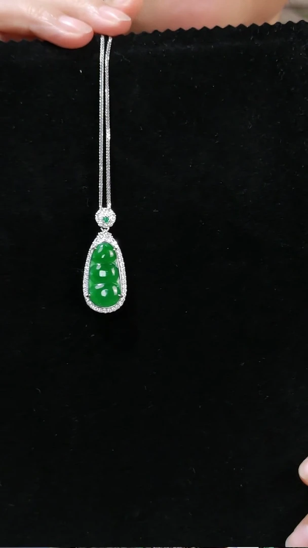 颈饰银S925镶嵌翡翠国风