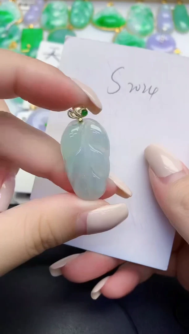 颈饰未镶嵌翡翠缅甸天然翡翠A货