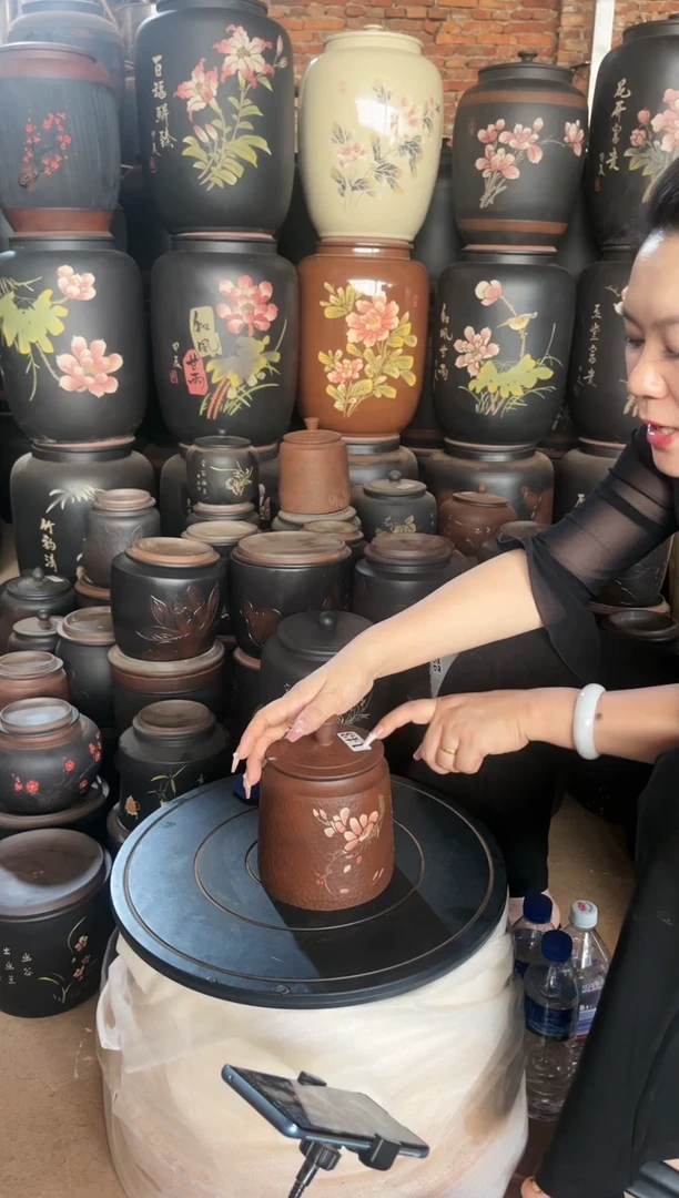 【闪购商品】壶瑕疵茶叶罐 100克古铜色 143