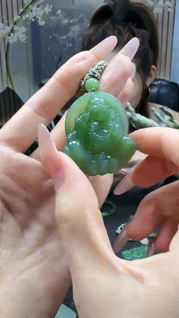 未镶嵌和田玉挂件1