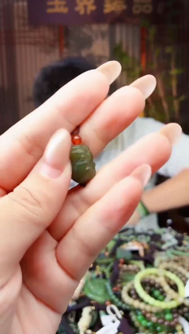 颈饰未镶嵌和田玉多样性发货拍一发一