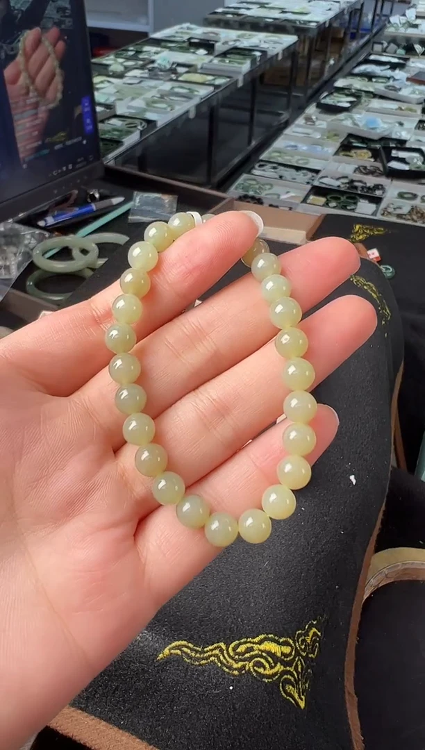 未镶嵌手串和田玉麦子家族手串 SC711