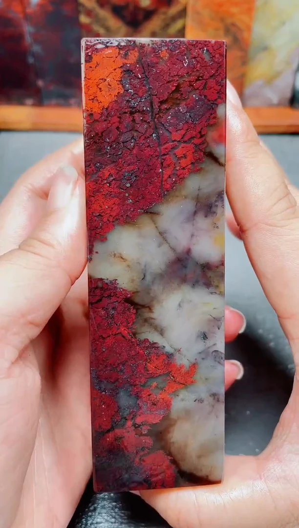 玉桂林鸡血玉素章33 3.8左右