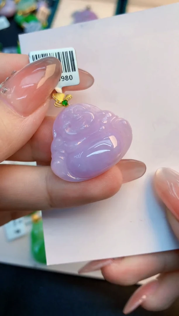 翡翠未镶嵌颈饰1