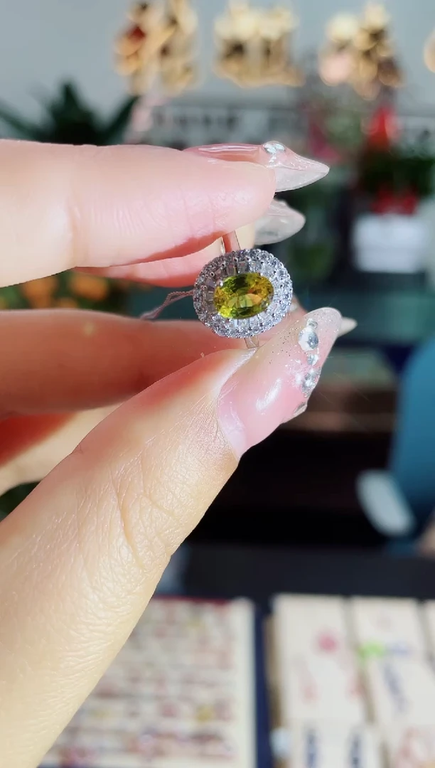 【闪购商品】彩色蓝宝石戒指银S925镶嵌戒指