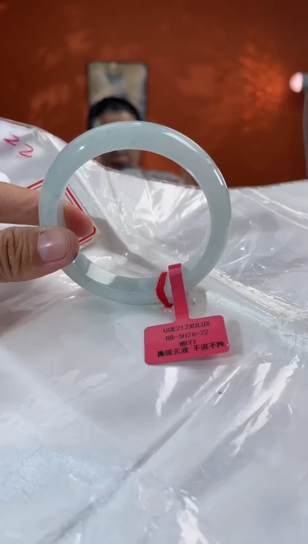 未镶嵌手镯翡翠翡翠手镯