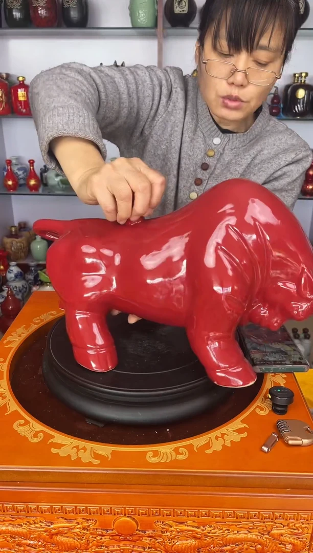 瓶瓷    5斤装红色牛气冲天        陶瓷空酒坛