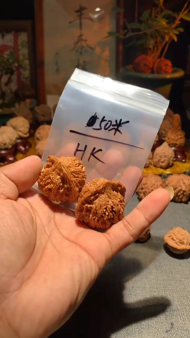 把件桃核H*丰泰文玩  满天星   42 尺寸左右