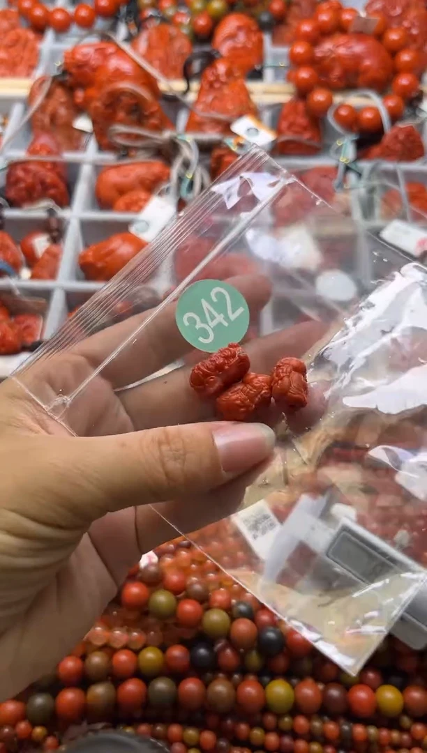 南红玛瑙未镶嵌珠宝奇石342