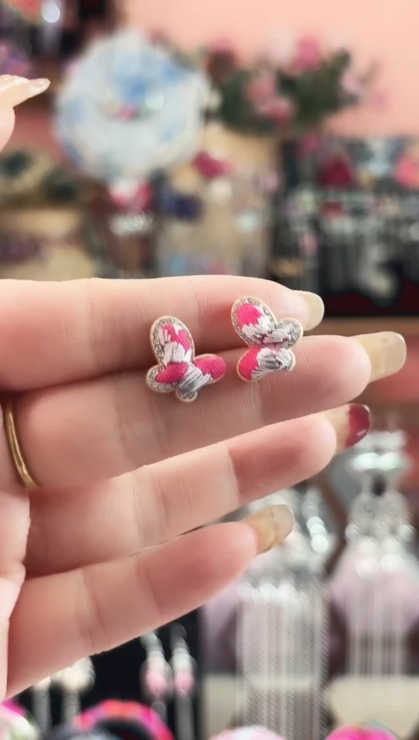 艺枝独绣手工饰品50
