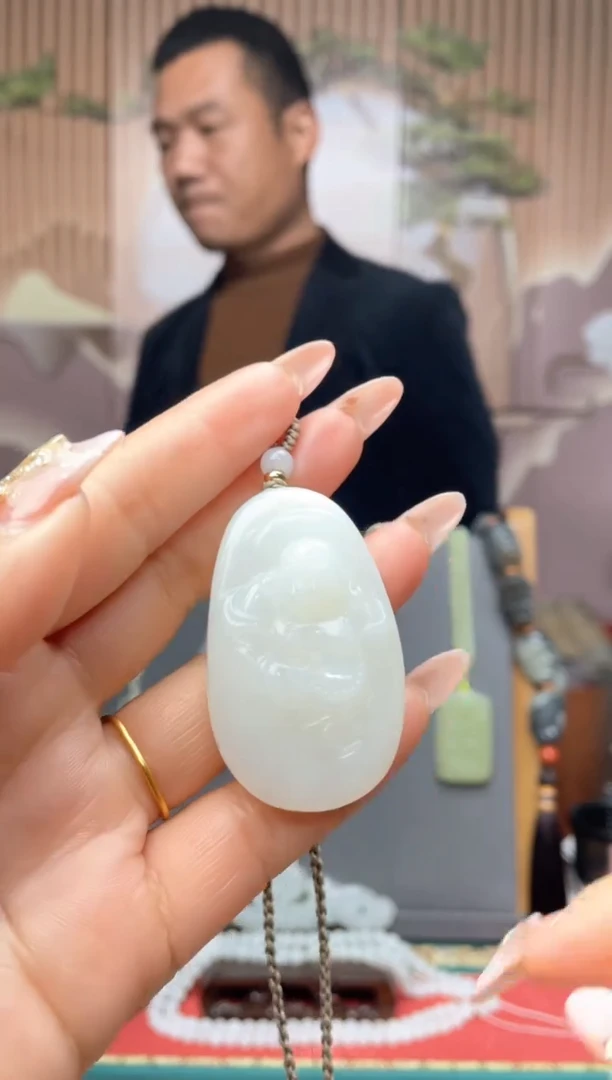 【闪购商品】和田玉颈饰未镶嵌一