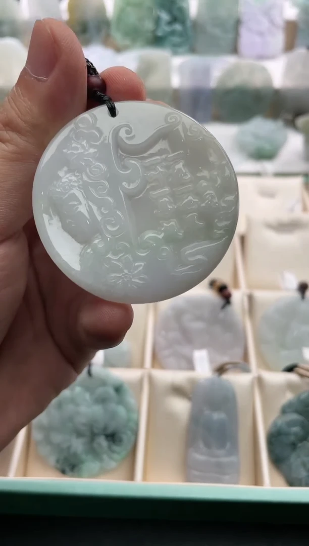 【闪购商品】翡翠颈饰未镶嵌..../2/14/ 128