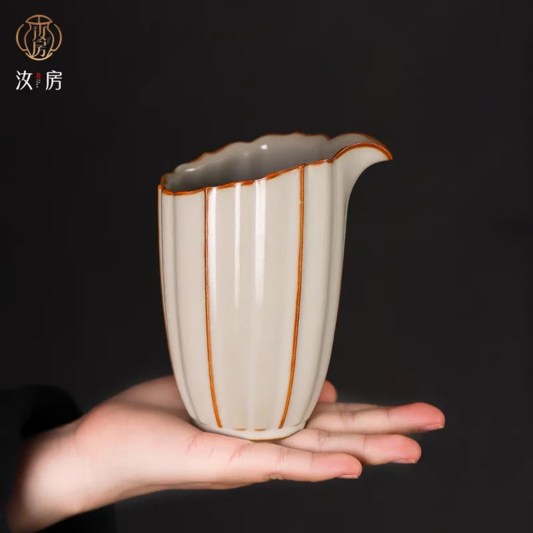 梵汝山房公道杯陶瓷分茶器高档功夫茶海口公道杯(象牙黄)-C044