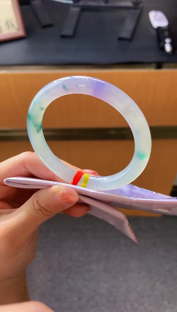 未镶嵌手镯翡翠-C31 圈口53.8 全款6.6万 定金2万