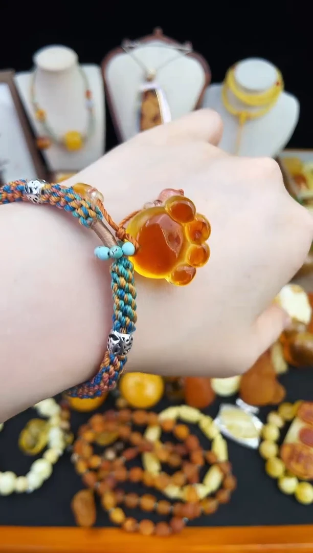 琥珀未镶嵌珠宝奇石柒月