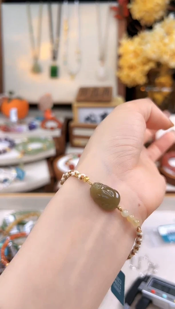 【闪购商品】和田玉手饰18K金镶嵌@@I021D016846