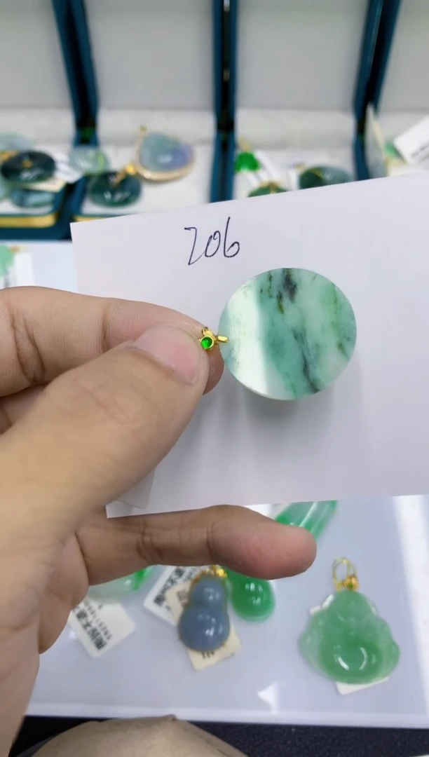 颈饰未镶嵌翡翠1111111