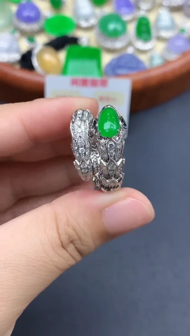 18K金镶嵌戒指翡翠318-中国好珍宝