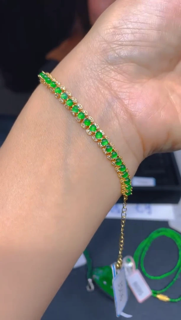 【闪购商品】定制翡翠未镶嵌129多样性发货（发其一）