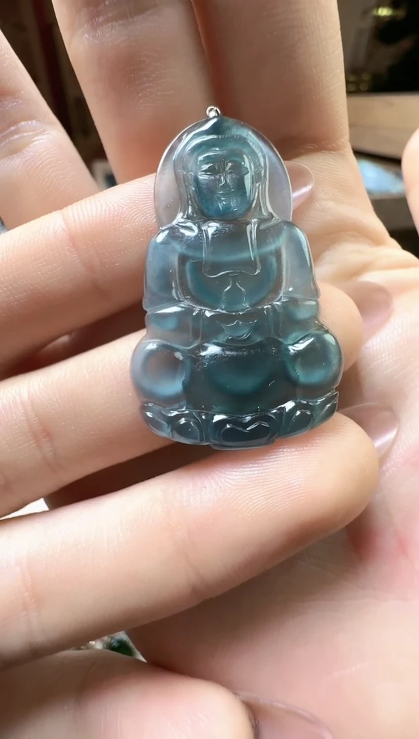 【闪购商品】翡翠吊坠(不含链)未镶嵌翡翠