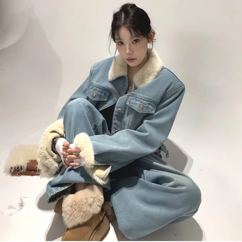韩国冬季洋气加绒加厚浅蓝牛仔套装女外套阔腿牛仔裤两件套