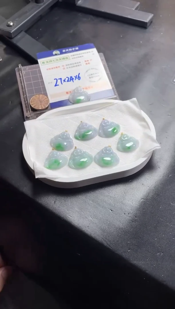 【闪购商品】翡翠挂件18K金镶嵌阳绿佛公配绳/多样性发其一CP