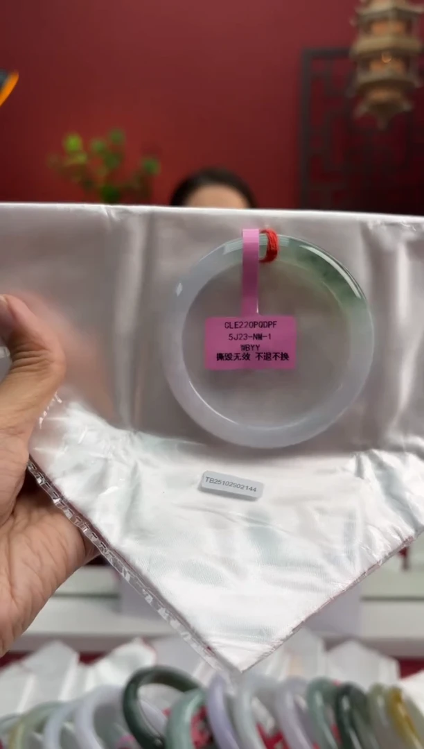 未镶嵌手镯翡翠翡翠手镯