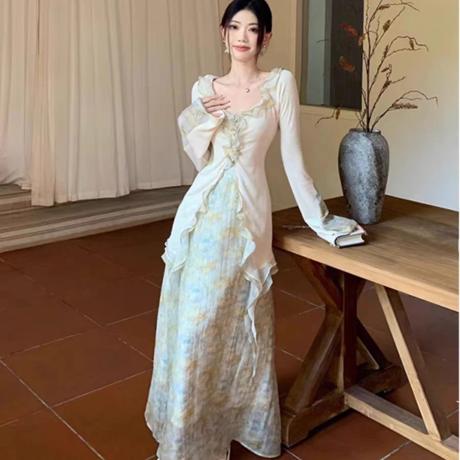 新中式温柔坠感连衣裙蝶尾上衣女2024早春清冷感多巴胺气质两件套