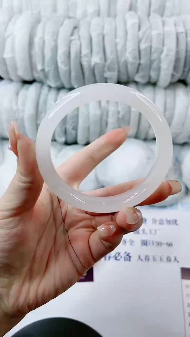 【闪购商品】石英质玉手镯未镶嵌0598818615-多样性发货