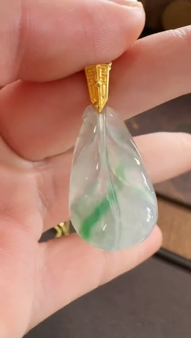 吊坠(不含链)18K金镶嵌翡翠吊坠