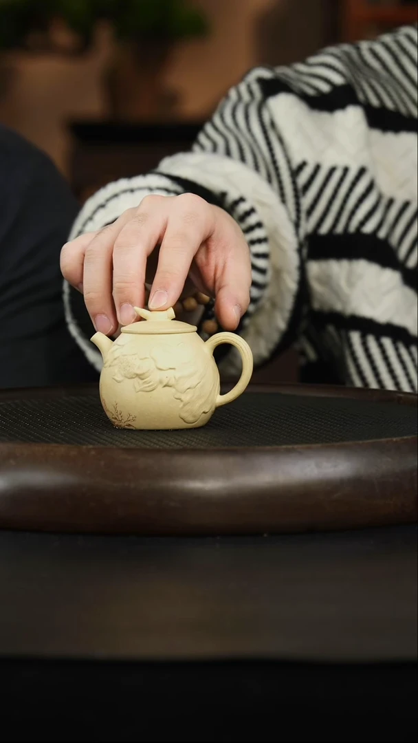 茶壶紫砂31 本山绿 全手堆绘