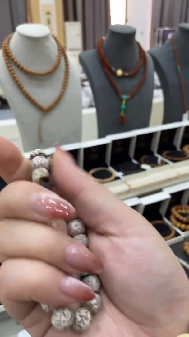 吊坠猴头核桃W**r356465165169814