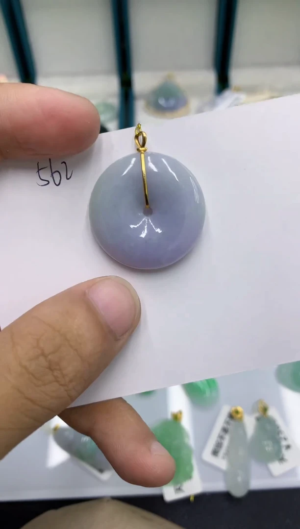 颈饰18K金镶嵌翡翠111111